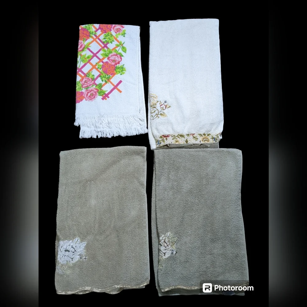 4 Beautiful Floral Bath Towels